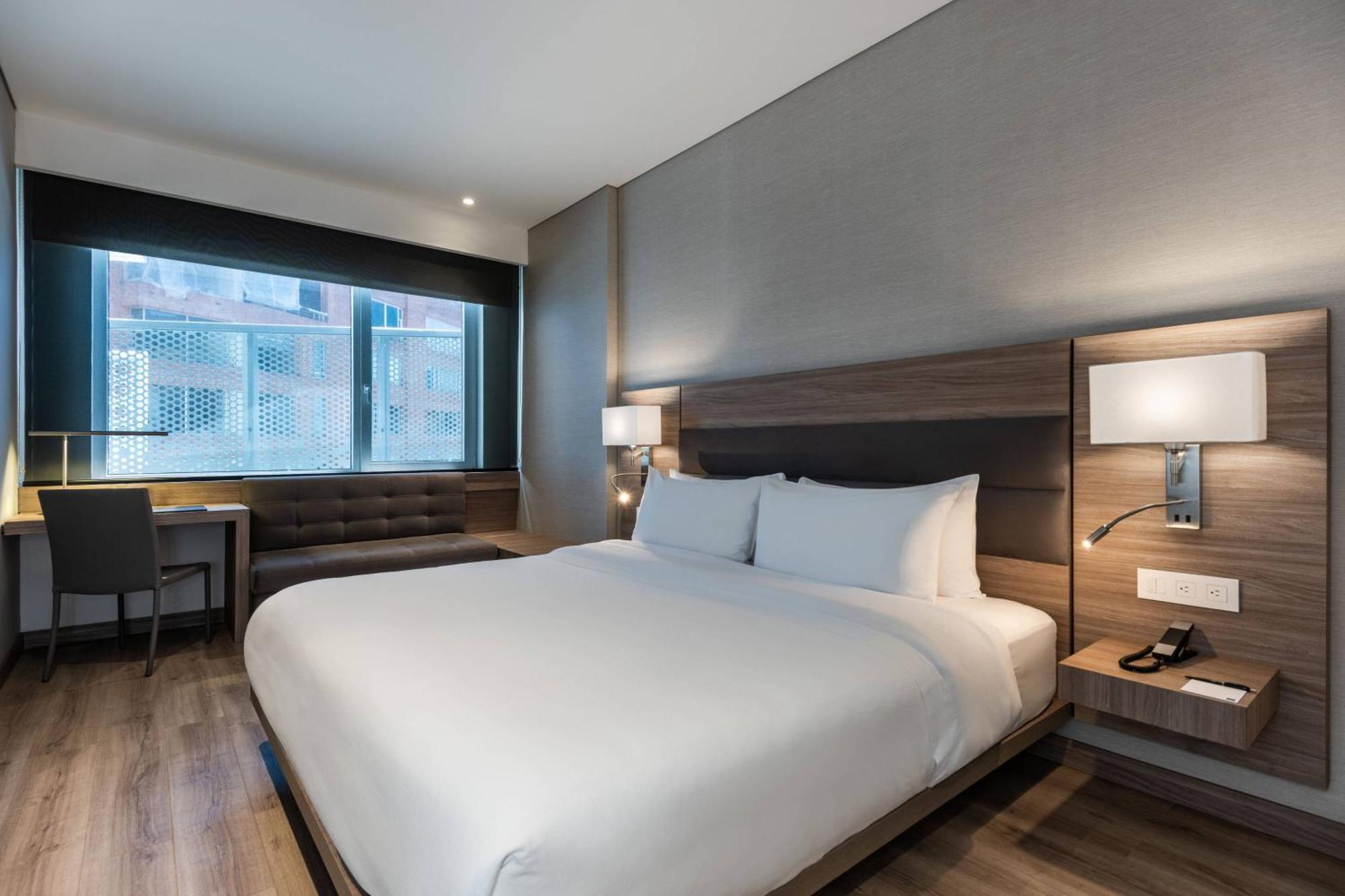 AC Hotel by Marriott Bogota Zona T Exteriör bild